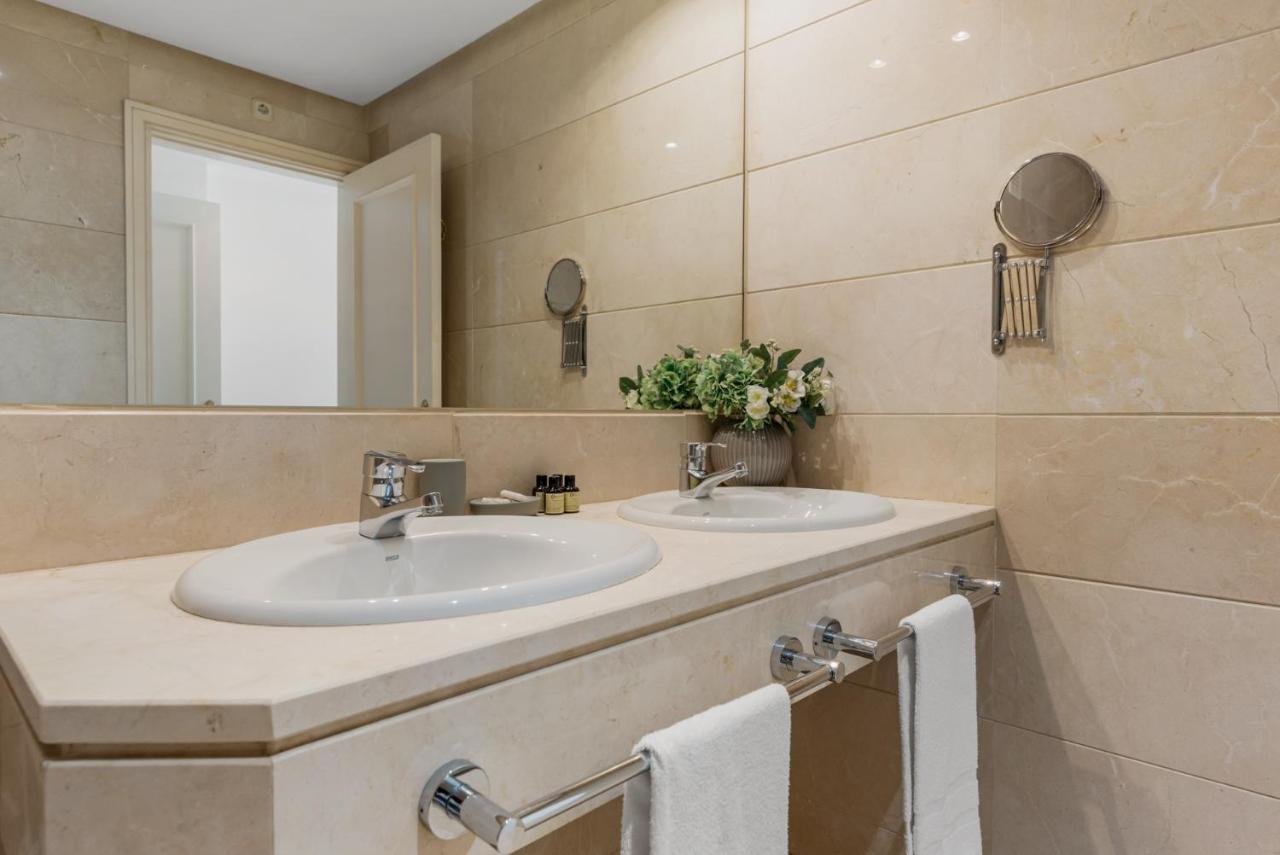 3 Bedroom Apartment In Top Location Marbella Kültér fotó